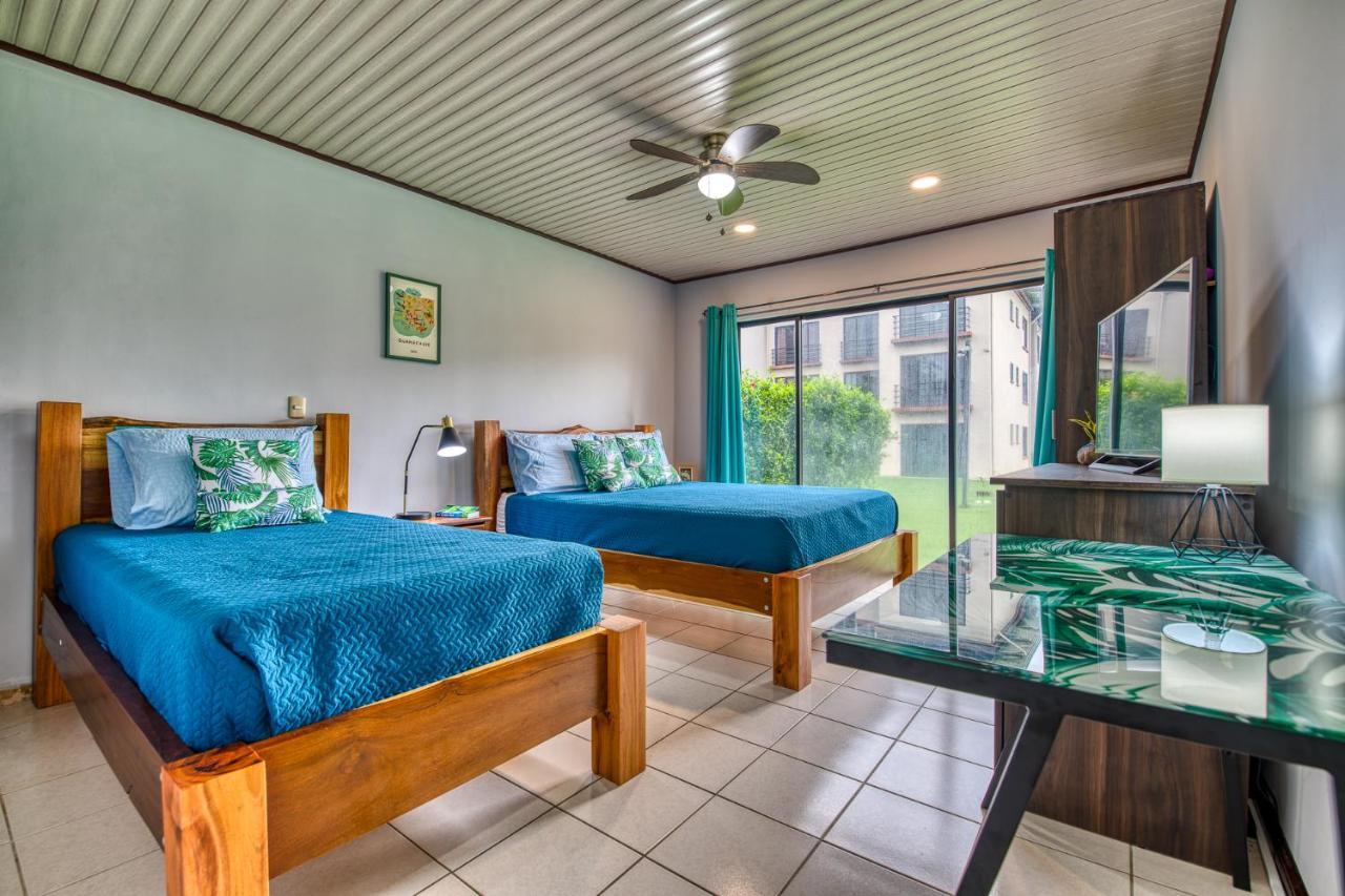 Golden Getaway Apartments ליברייה מראה חיצוני תמונה